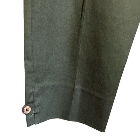 3 for $30!  Cleo petites green cropped pants - Picture 8 of 11